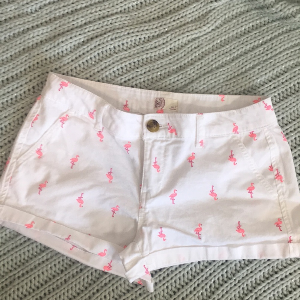 SO White flamingo shorts with pockets size 7